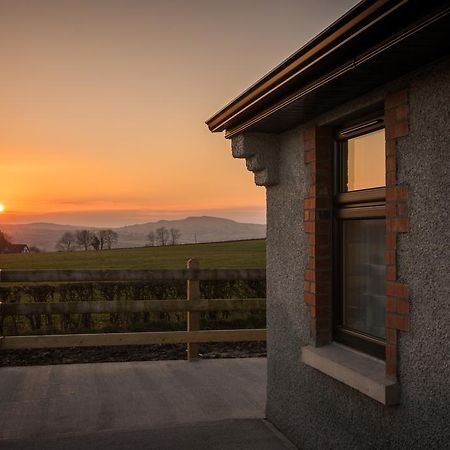 Elagh Cottages Londonderry Exterior foto